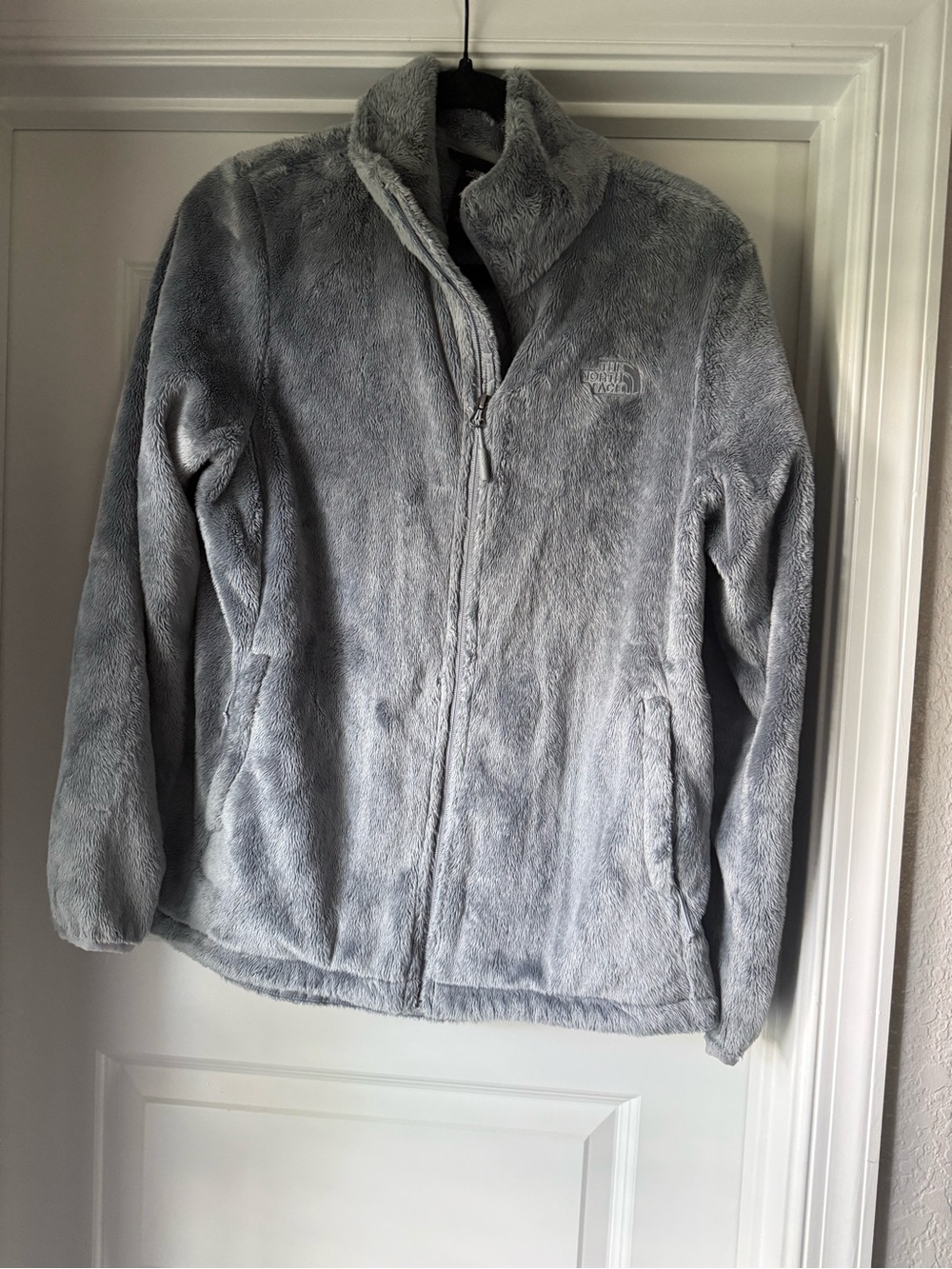 Women’s Grey Fleece North Face Full Zip Up with Pockets - L